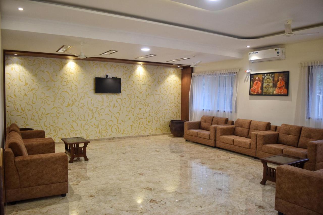 Bhramari Nest Hotel Subrahmanya Bagian luar foto